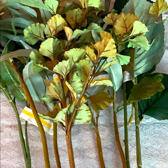 NEW Bundle of Faux Floral Greens - 8 Stems